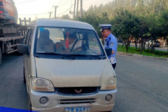 聚焦“送工车” 冰城公安专项整治“进行时”