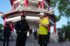 冰城公安景“警”交融 绘就景区平安画卷