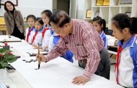 增强学生文化  深圳市福田区举办书画名家进校园活动